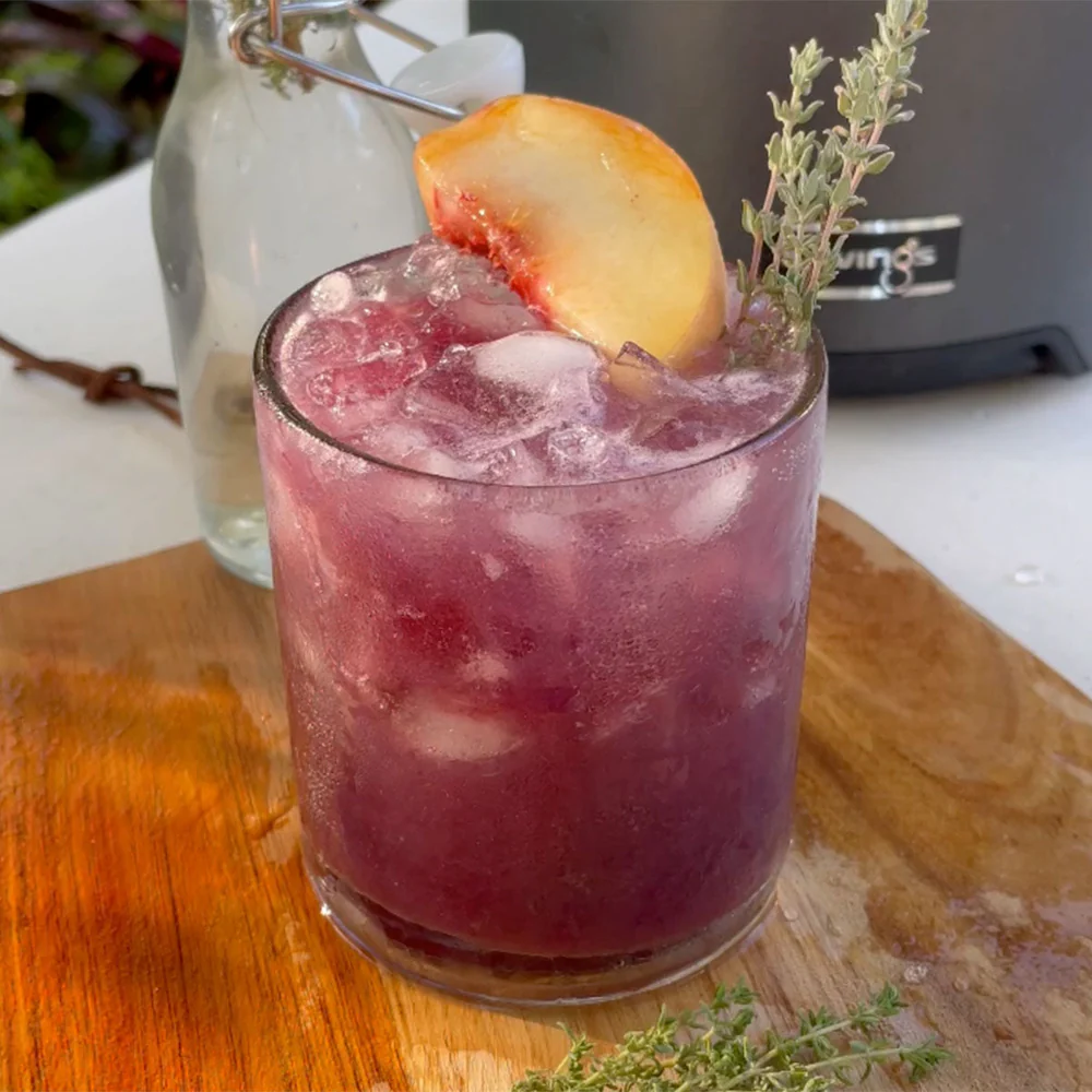 white peach and blackberry spritzer