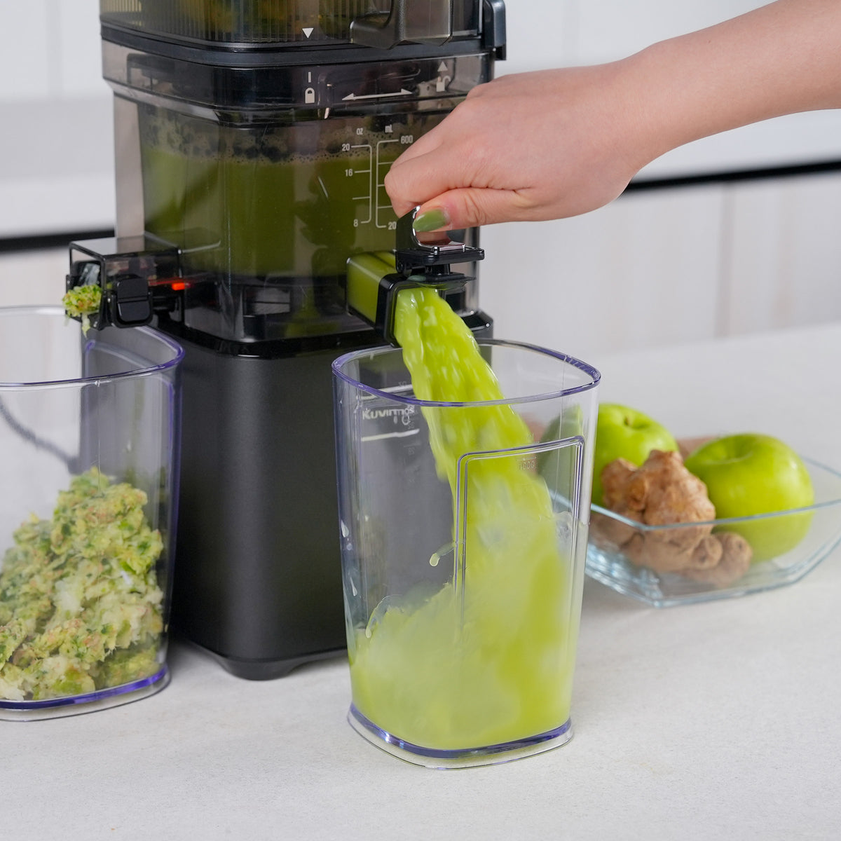 Hands-Free Slow Juicer AUTO10 SQUARE™ Plus