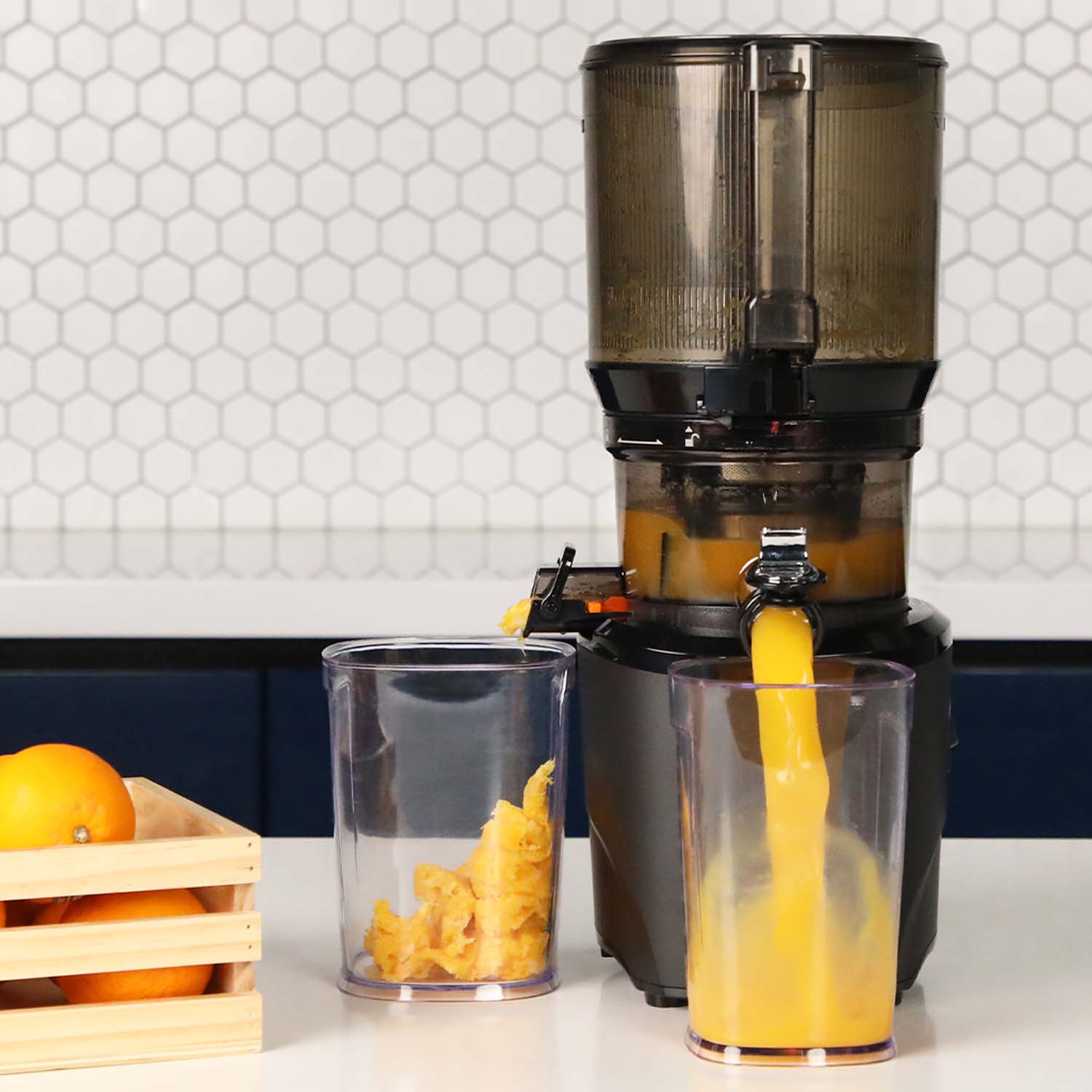 Hands-Free Slow Juicer AUTO10