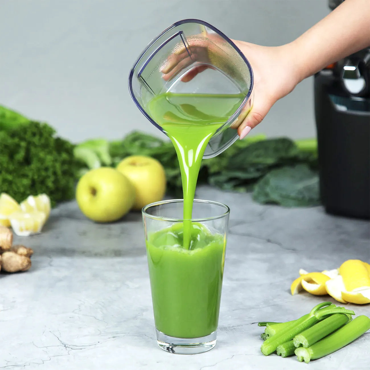 Hands-Free Slow Juicer AUTO10 Plus