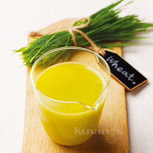 LOHAS Wheatgrass Juice in glass cup