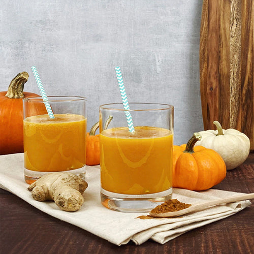 Pumpkin Juice in 2 glass cup