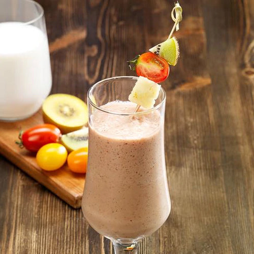 tomato kiwi smoothie in glass