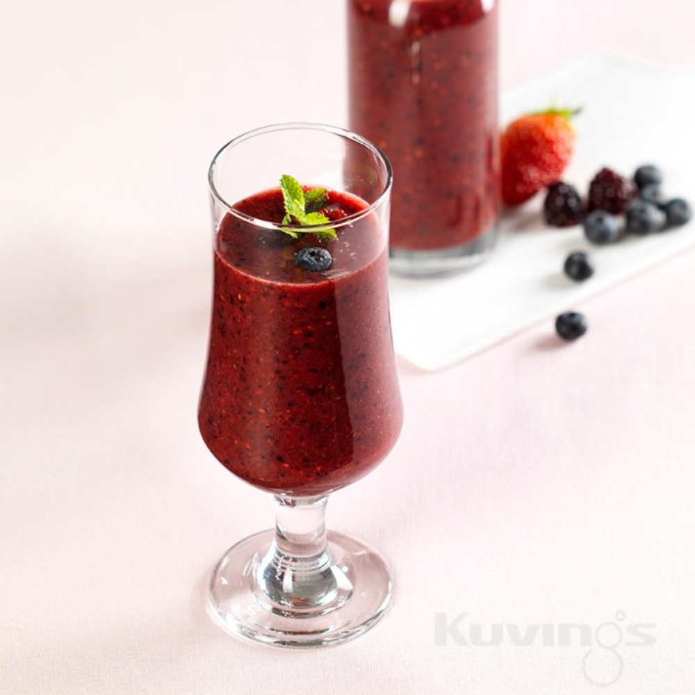 triple berry smoothie